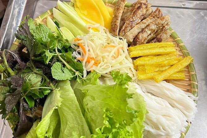 Hanoi Customized Street Food Walk with Train Street Experience - Starting near Hoan Kiem Lake