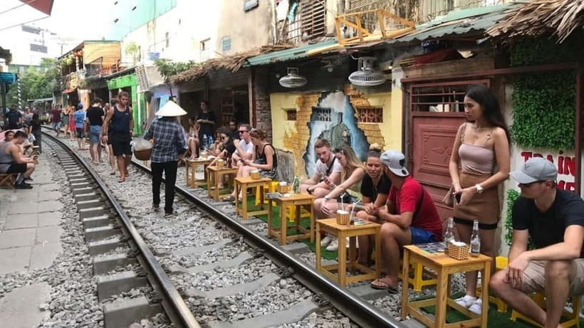 Hanoi: Eat Like a Local Small Group Street Food Tour - Who should book this experience?