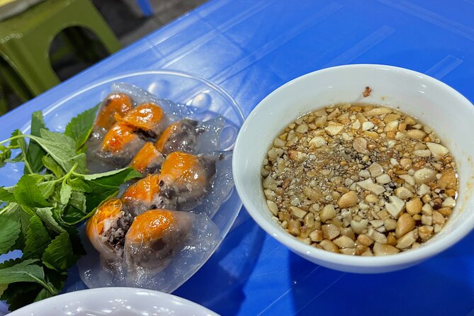 Hanoi Food and Fun - Street food walking tour - Walking the Old Quarter for two hours of food