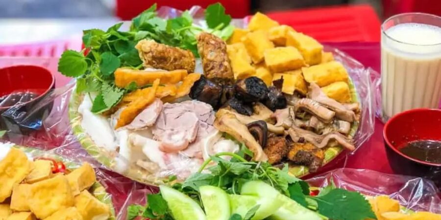 Hanoi: Guided Street Food Tour for small groups - Who will enjoy this food walk?