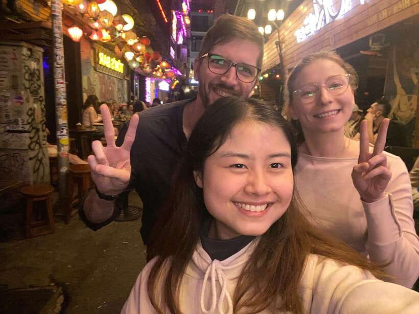 Hanoi: Guided Street Food Tour for small groups - Dietary requests and choosing your route