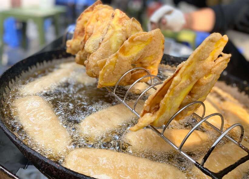 Hanoi: Guided Street Food Tour with Train Street Experience - How to get the most from the evening
