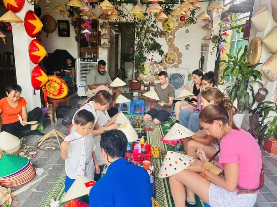 Hanoi: Incense Village, Conical Hat, & Street Food Tour - Why these villages make a good Hanoi side trip