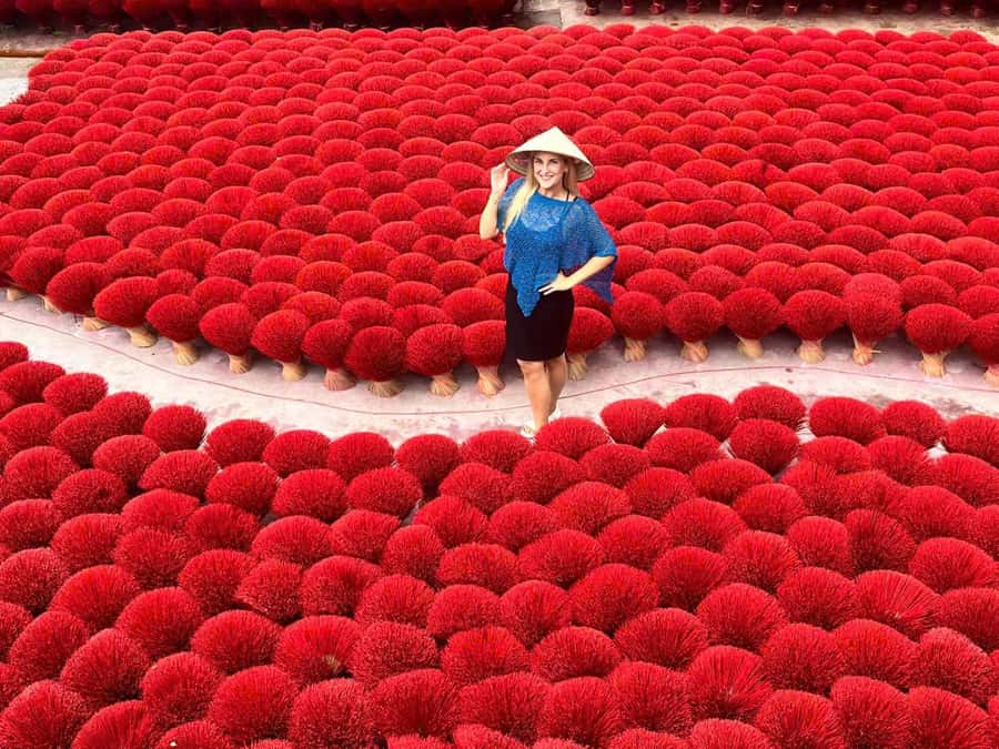Hanoi: Incense Village, Conical Hat, & Street Food Tour - Chuong’s conical hat workshop