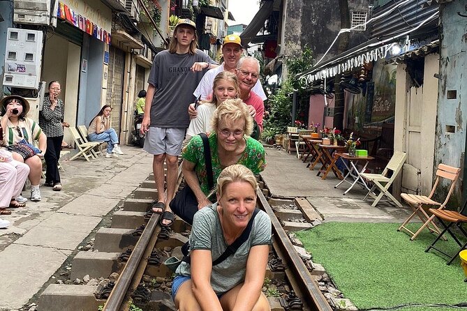 Hanoi Jeep Tour Sightseeing Include Street Food and Train Street - Huu Tiep Lake brings the war into view