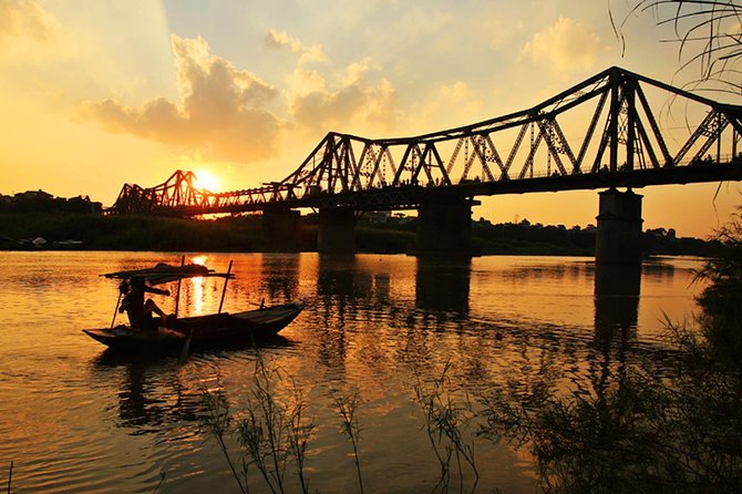 Hanoi Night Lights and Street Food Tour - Opera House, Trang Tien ice cream, and a French-era setting
