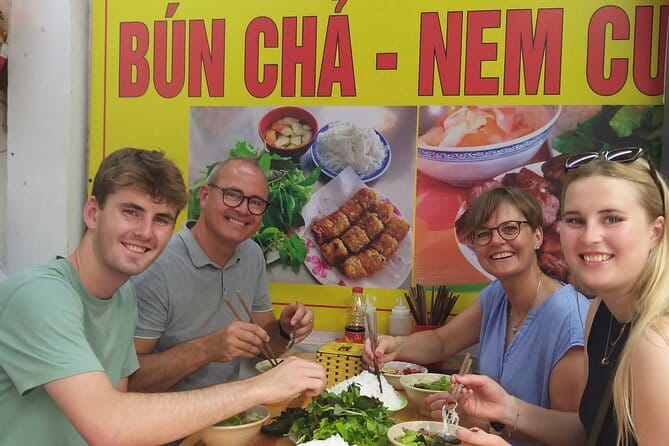 Hanoi Old Quarter Private Street Food Walking Tour - Why this Hanoi food walk works well