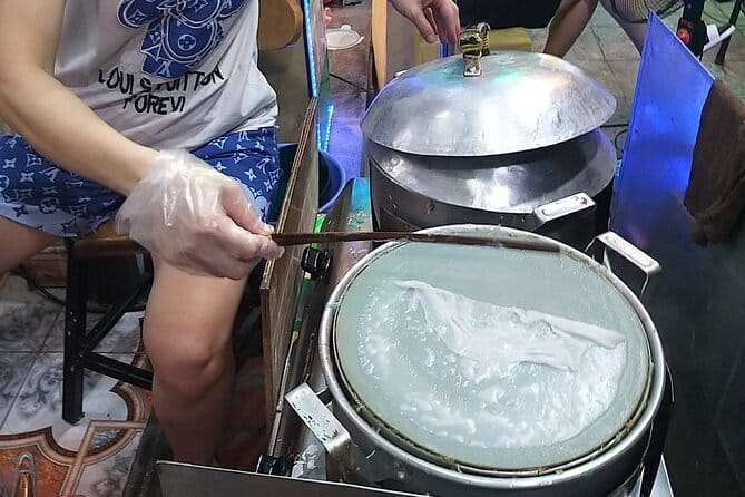 Hanoi Old Quarter Private Street Food Walking Tour - Walking through Ta Hien, Hang Ma, and Ma May