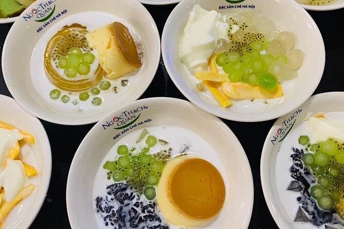 Hanoi Old Quarter Street Food tour with 12 plus tastings - Stop two: banh mi and a cool pandan dessert