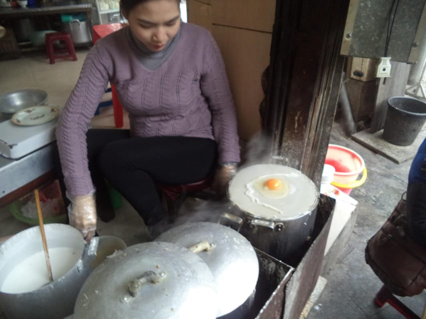 Hanoi: Old Quarter Street Food Walking Tour with 10 Tastings - Why Hanoi street food works best on foot