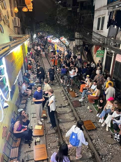 Hanoi: Old Quarter Street Food Walking Tour with Guide - Pho first, or at least one of the first tastes