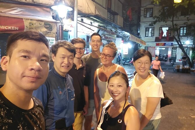 Hanoi Old Quarter Walking Street Food Tour - The first food stops: small plates and local habits