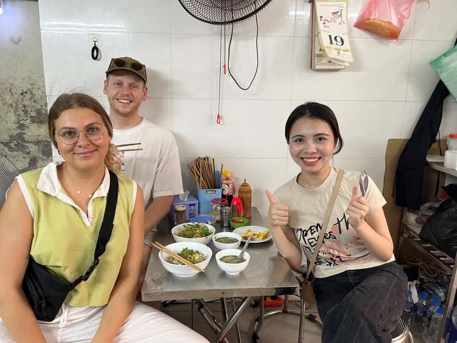 Hanoi: Private Street Food Walking Tour w/ a Real Foodie - What the guides add