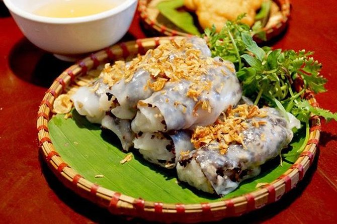 Hanoi Private Walking Tour: Street Food (HOT HOUR PROMOTING) - Thang Long water puppets after the food
