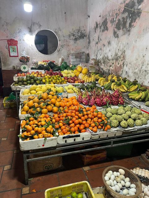 Hanoi: Small-group Street Food and Walking Tour - Starting in Hoàn Kiếm and finding your bearings