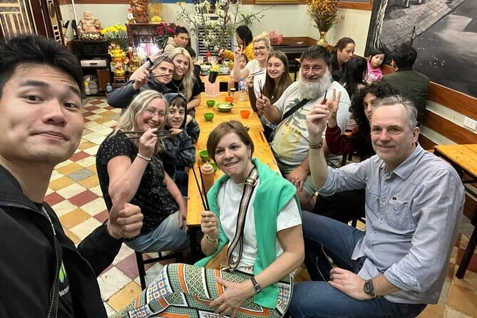 Hanoi Street Food Customized Walking Tour - Lunch or dinner: choosing the better time