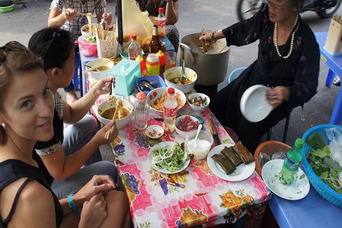 Hanoi Street Food Experience by Walking - What your local student guide adds