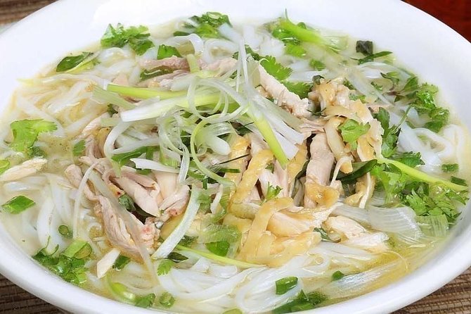 Hanoi Street Food: Small Group Walking Tour - Starting at 38 P. Bat Su in the Old Quarter