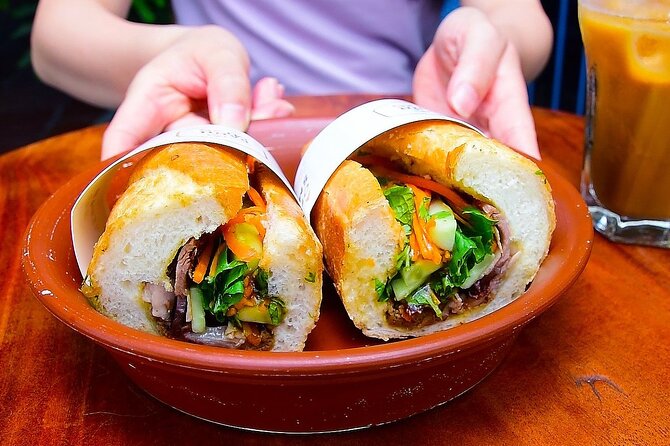 Hanoi street food tour (Private tour) - The railway café offers a close look at everyday Hanoi
