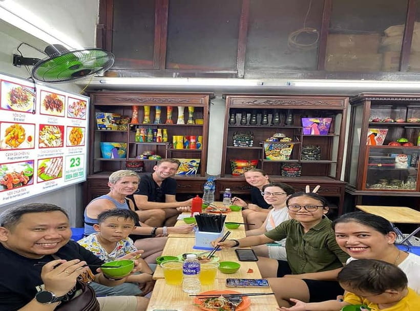 Hanoi: Street Food Tour with Train Street & Hidden Alleyways - The middle stretch: spring rolls, rice cakes, and dishes you may not know