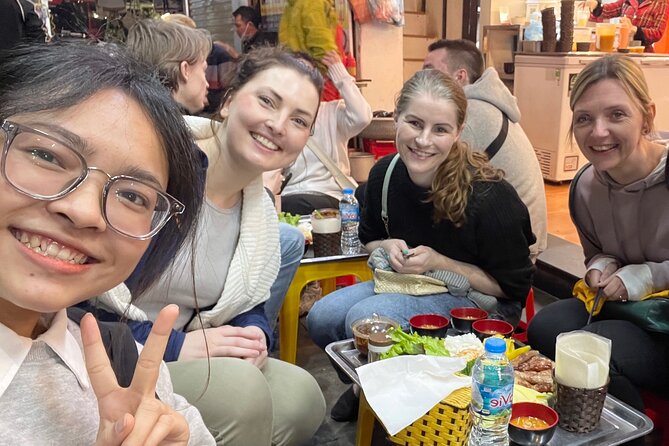 Hanoi Street Food Tour with Train Street Visit - What the food format means for you