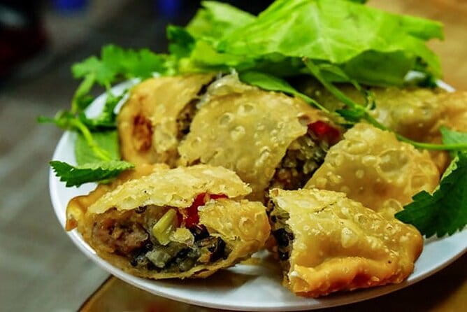Hanoi street food walking and train street visit - What the $21.77 price really buys