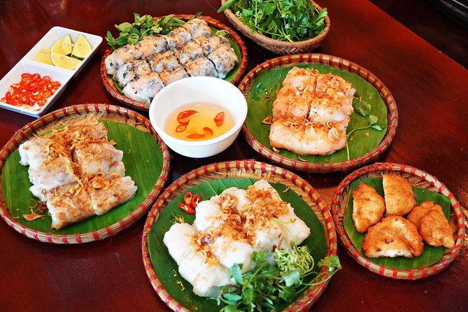 Hanoi Street Food Walking Tour By Night - Walking the Old Quarter for three hours