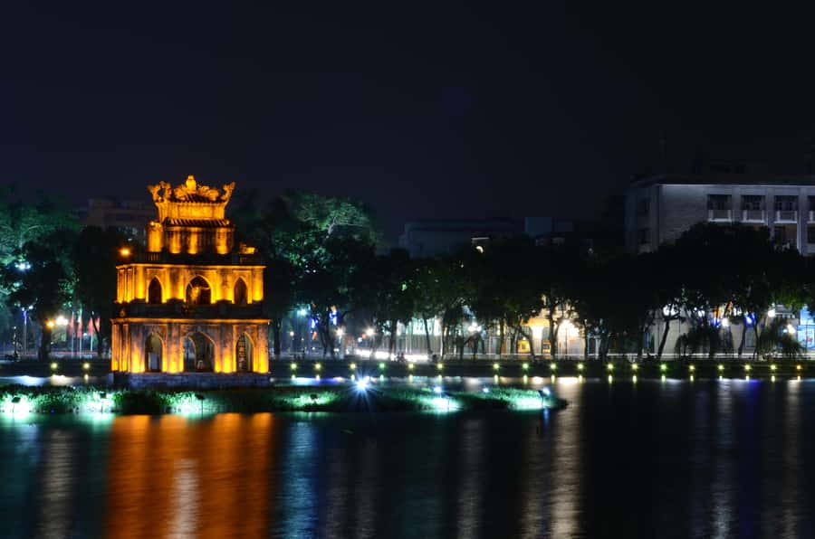 Hanoi: Street Food Walking Tour & Water Puppet Show - What you may eat during the three-hour walk