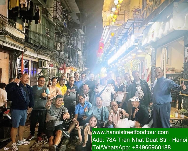 Hanoi Train Street +Best Street Food eating in old quarter - Key points to know before booking