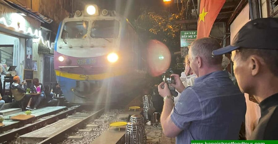 Hanoi Train Street +Best Street Food eating in old quarter - Mien tron and Hanoi’s mix of textures