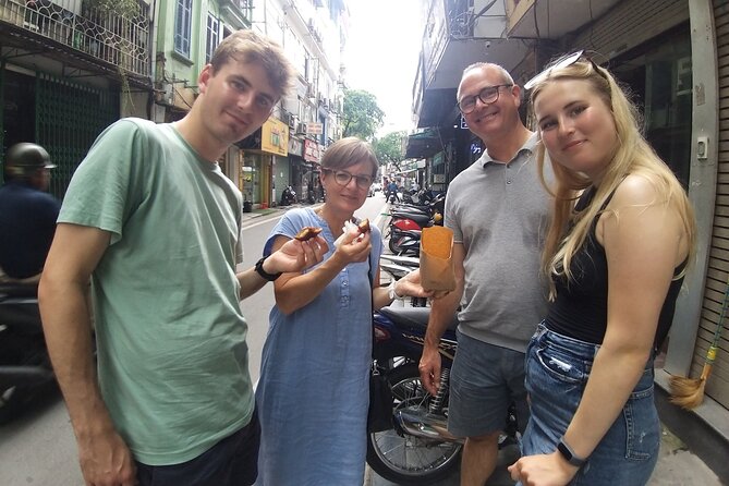 Hanoi Vegan & Vegetarian Street Food Tour - Small eateries and local food lessons