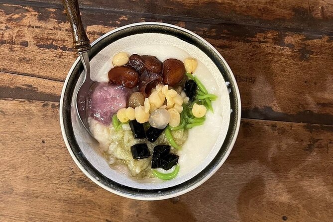 Hanoi Vegan Walking Street Food Tour in Old Quarter - What the daytime and evening options feel like