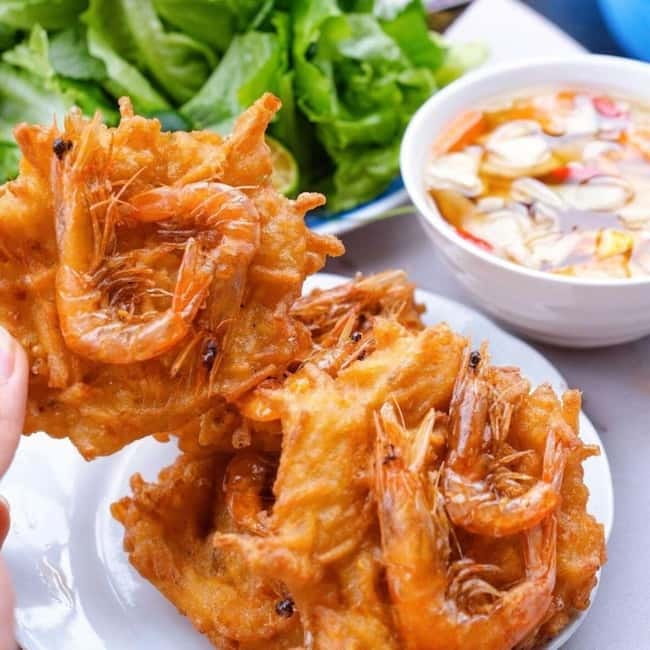 Hanoi: Walking Street Food & Train Street Culture Tour - Is $22 good value?