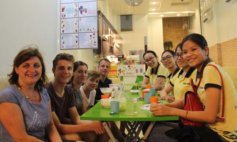 Ho Chi Minh City’s Most Tasty Street Food Tour by Motorbike - Dessert and the final stretch