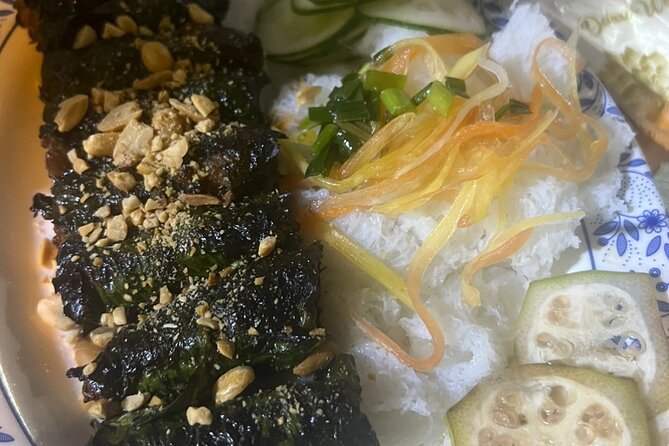 Ho Chi Minh City Sightseeing & Street Food Tasting Experience - Starting with local life at Ho Thi Ky Market