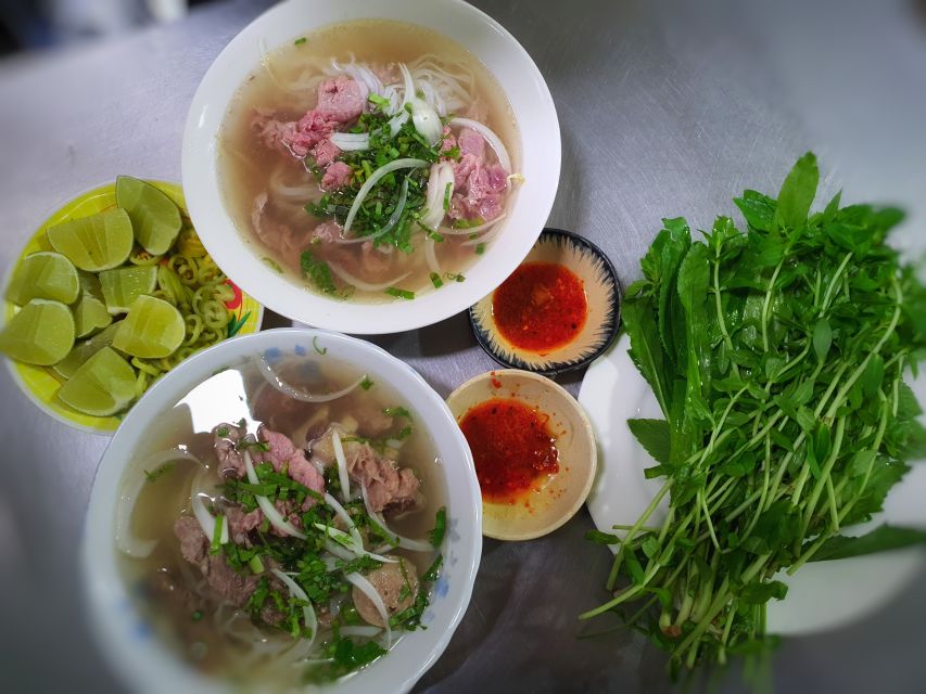 Ho Chi Minh City: Street Food and Sightseeing by Motorbike - The night option: restaurants and the former mafia district