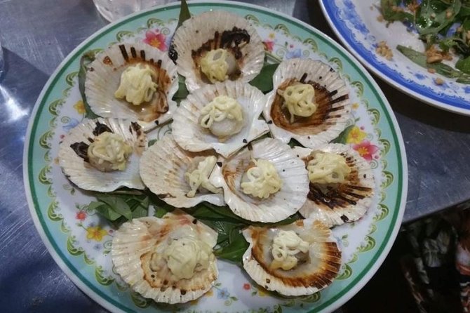Ho Chi Minh City: Street Food Walking Tour with 12 Tastings - Coffee, tea, sugarcane juice, and local beer