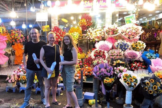Ho Chi Minh Nightlife & Street Food Tour By Motorbike - The ride, the Vespas, and the safety question