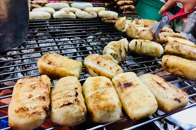 Ho Chi Minh Private Half Day Street Food Tour with Local Students - District 3 and the City Beyond the Center