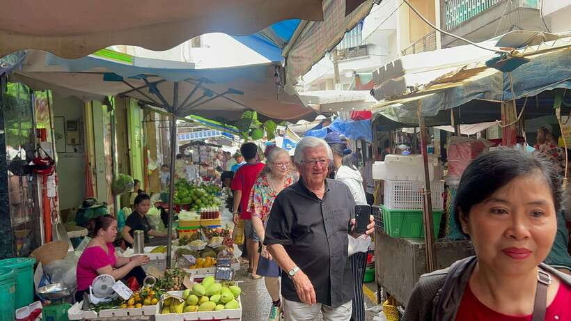 Ho Chi Minh Street Food Private Tour With Funny Guide - Morning markets or Bui Vien Street at night