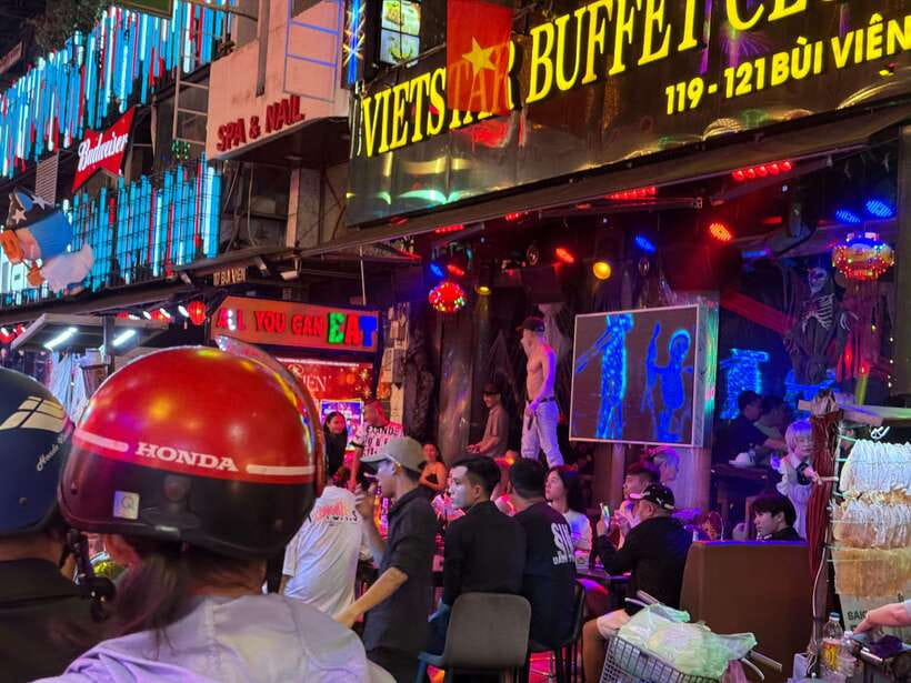 Ho Chi Minh Street Food Private Walking Tour With Good Guide - Small practical details that make a difference