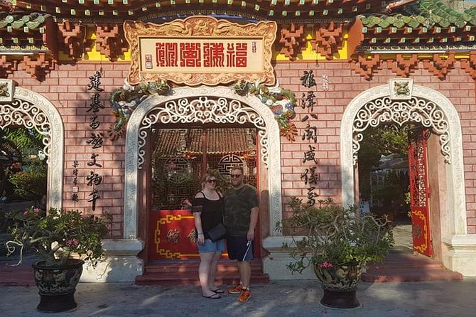 Hoi An Ancient City -Sampan Boat Ride- Night Market- Lanterns - Practical details that affect your decision