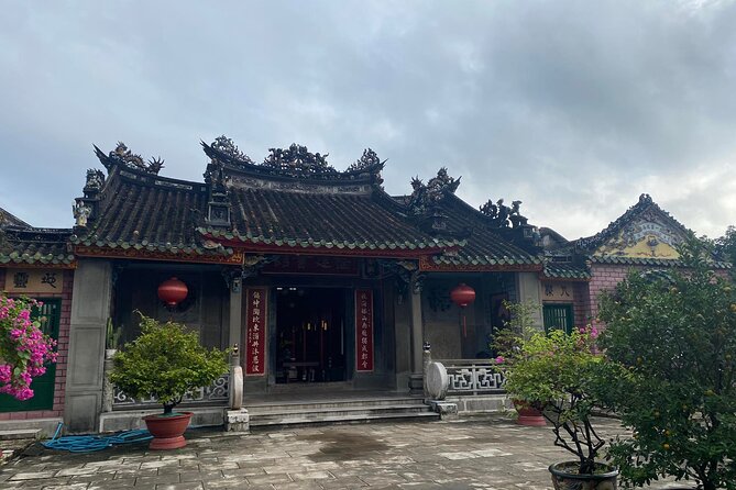 Hoi An Boat Ride and Release Lantern, Night Market Private Tour - Booking details worth noting