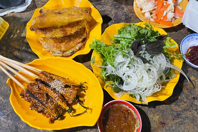 Hoi An Foldable Bamboo Silk Lantern and Evening Street Food Tour - Timing, meeting point, and practical planning