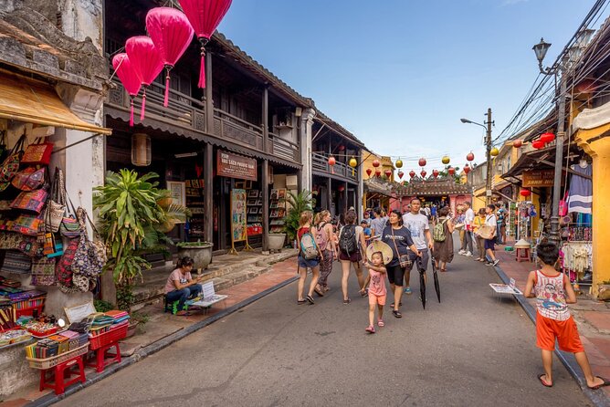 Hoi An Night Market - Ancient Town street food tours by Night - From pork and noodles to dessert