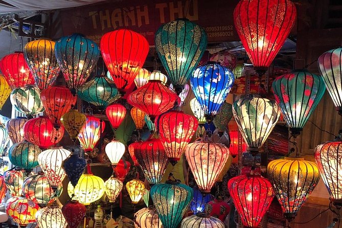 Hoi An Night Market with Hoi an walking Tour , Colourful Lanterns, Boat Ride - A realistic look at the crowds