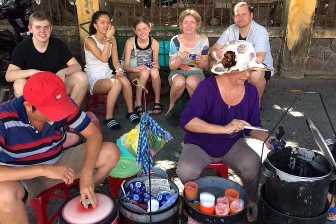 Hoi An Street Food Safari Tour - The 2-kilometer route is part of the meal