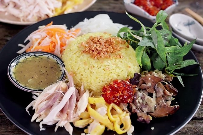 Hoi An Street Food Tour- The Real Taste Of Hoi An - An evening walk through Hoi An