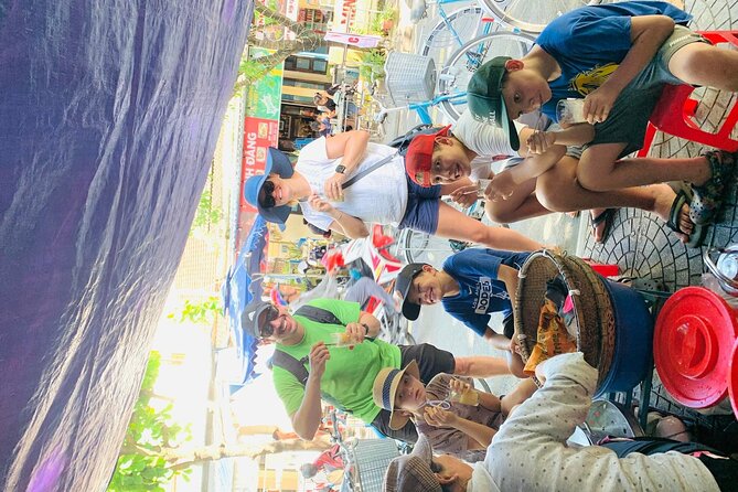 Hoi An street food tour with Billy - What the guides add to the meal
