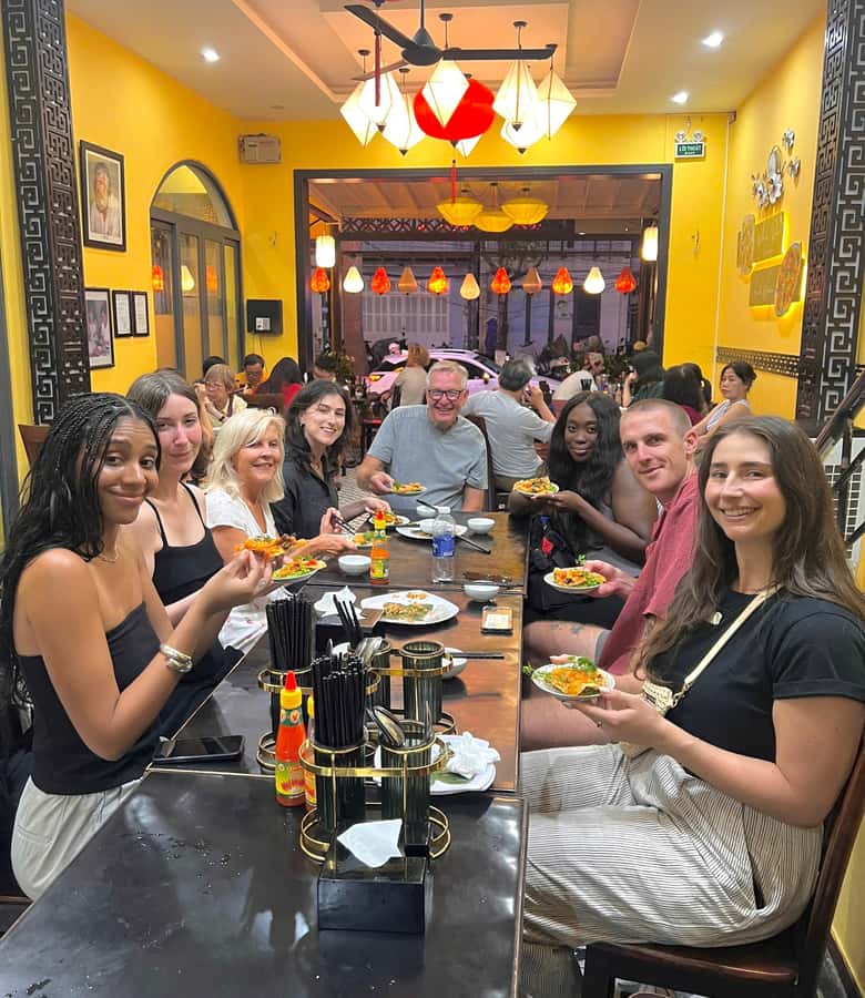 Hoi An Street Food Tour with Locals - White rose dumplings and wontons